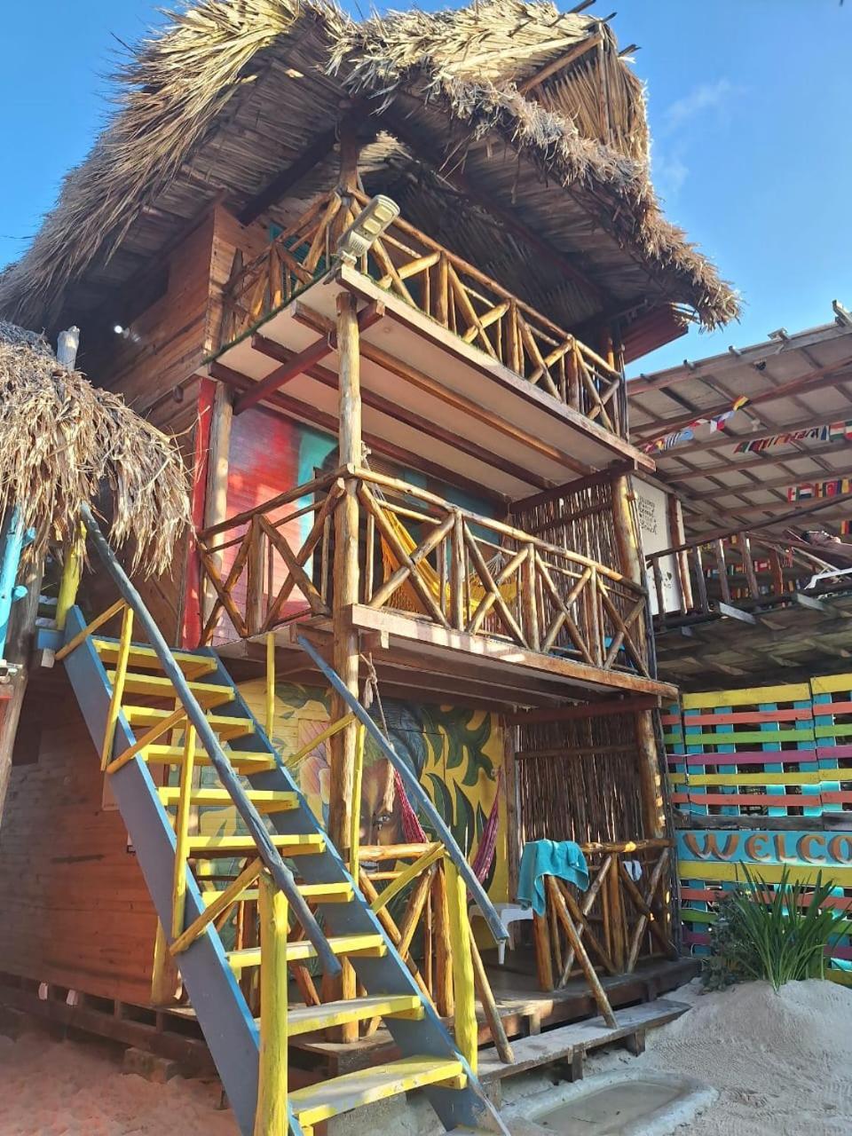 فندق The Wizard & Bar Baru بلايا بلانكا المظهر الخارجي الصورة